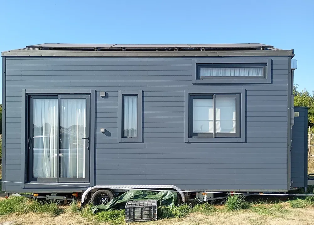 AJS-peinture-extérieure-tiny-house
